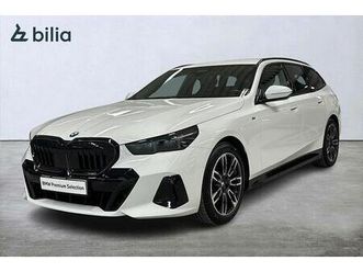 bmw 520d xdrive touring 520 m-sport pro | drag | värmare | h&k | komfortöpp 2025 vit