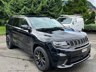 grand cherokee 6.2 v8 hemi trackhawk