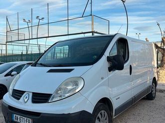 trafic fourgon phase 2 l2h1 1200kg 2.0 dci 16v 115 cv 389 000km 2010
