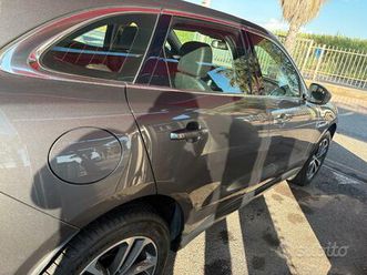 jaguar f pace 2.0 wd cv 180 prestiye