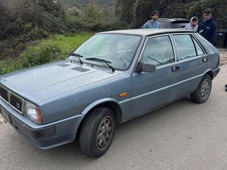 lancia delta lx