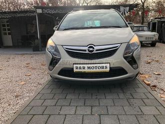 opel zafira tourer 1.8 cosmo gyönyörű sérülésmentes állapot. 1.8 szívóbenzines!!!