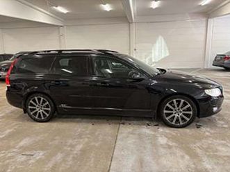 volvo v70 d5 awd geartronic dynamic edition se utrustning
