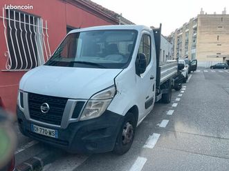 camion benne nissan nv400