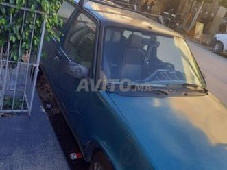 super 5 encore en bon état à tanger