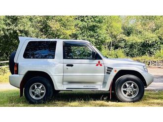 1998 mitsubishi pajero argent automatique, 5 vitesses con...
