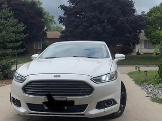 2013 ford fusion se