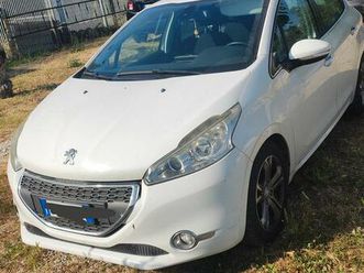 peugeot 208 ehdi 1600 92 cv