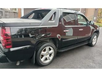 rare and unique 2008 chev avalanche ltz 4x4