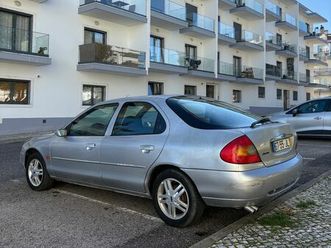ford mondeo 1.8 td ghia