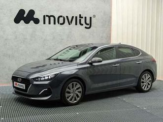 hyundai i30 fastback 1.6 crdi 136 cv style dt