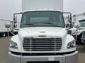 2019 freightliner m2 106 box truck – 26ft – cummins – lift gate