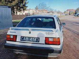 samochód volvo 440 gl rok produkcji 1990.przebieg 98323 km. malo uzywany. żuromin - sprzedajemy.pl