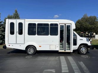 2016 ford e-series van 13 passenger shuttle bus