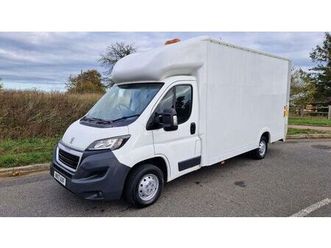 peugeot boxer 2.2 bluehdi 335 built for business low floor luton 4dr diesel manual l3 euro 6 (start/stop) (140 ps)