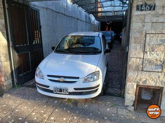 chevrolet corsa 2016 g.n.c.