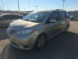 2016 toyota sienna l