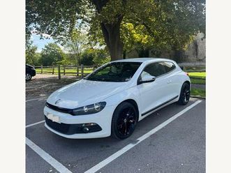VOLKSWAGEN SCIROCCO 2-0-tdi-bluemotion-tech-gt-euro-5-start-stop-3dr-leather-nav