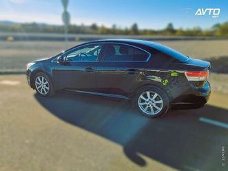 toyota avensis 2.2 d-4d luna