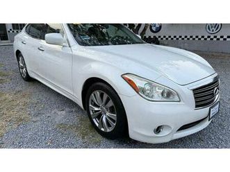 infiniti m56