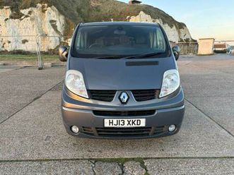 2013 renault trafic passenger sport bus swb - new years mot - 9 seats - rear parking sensors