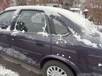 opel vectra 1.6 - garagenauto. tüv 06/26