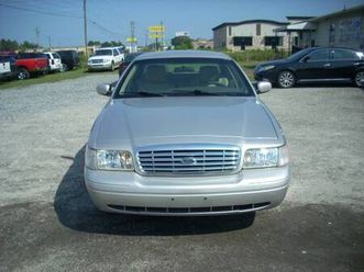 2011 ford crown victoria lx 6181