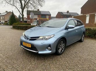 toyota auris touring sports - 1.8 hybrid lease