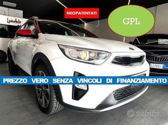 kia stonic 1.4 gpl style*no vincoli di finanziamen