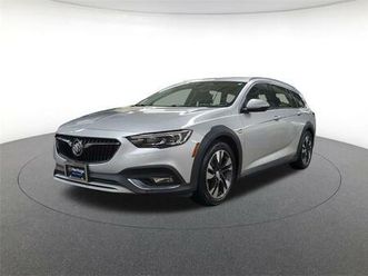 used 2018 buick regal tourx essence