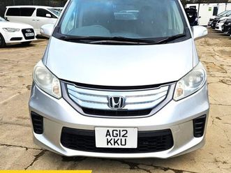 honda freed 2012