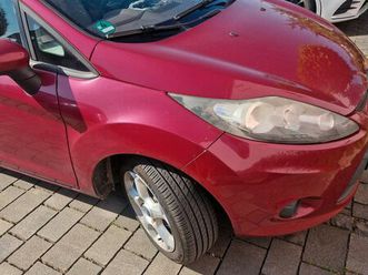 ford fiesta 1.25 titanium 1.hand