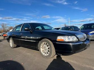 2006 lincoln town car signature