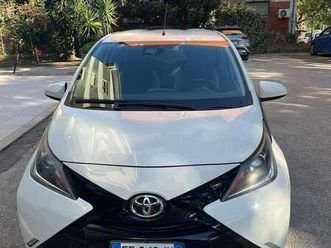 aygo ii 2014 5p 1.0 x-play