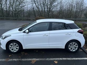 hyundai i20 1.2 55kw/74ps unfallfrei, hu neu, scheckheft