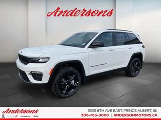 2025 jeep grand cherokee limited black appearance / panoramic su