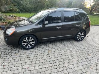2012 kia rondo
