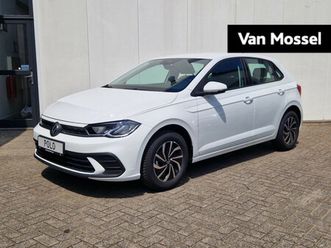 volkswagen polo 1.0 tsi life business 95 pk | apple carplay | android auto | navigatie | all season banden | climate control | led koplampen | lichtmetalen velg