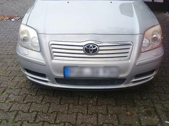 toyota avensis