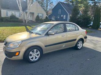 kia rio 35k miles elderly owned