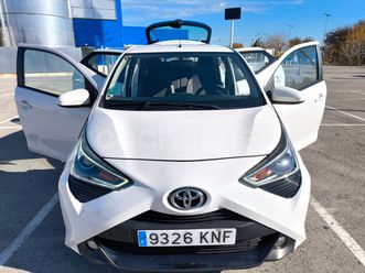 toyota aygo 1.0 70 xplay