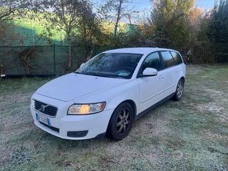 volvo v50 polar 1.6d - 2010