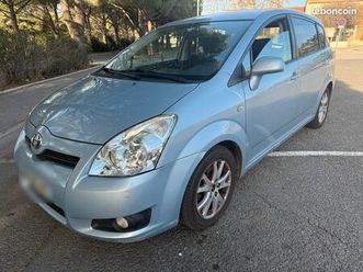 toyota corolla verso 2.2 d4d 7 places