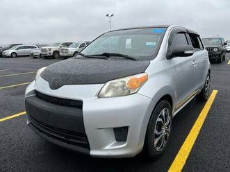2010 scion/toyota xd, 4 cylinders gas saver