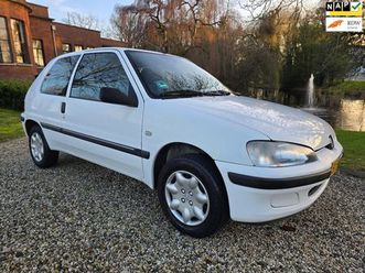 peugeot 106 - 1.1 xr *apk:01-2027