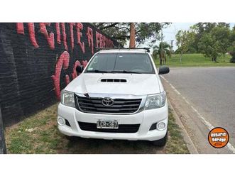 hilux dc 4x2 mod. 2012