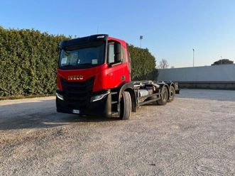 other iveco x-way ad260 nuovo targato scarrabile