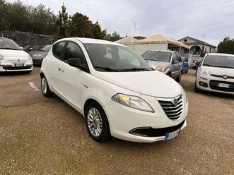 ypsilon 1.3 mjt platinum s