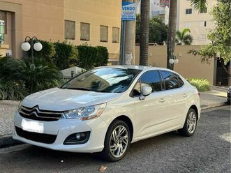 lounge exclusive 1.6 turbo 4p aut.