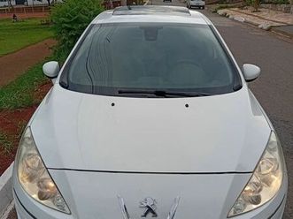 sedan feline 2.0 flex 16v 4p aut.